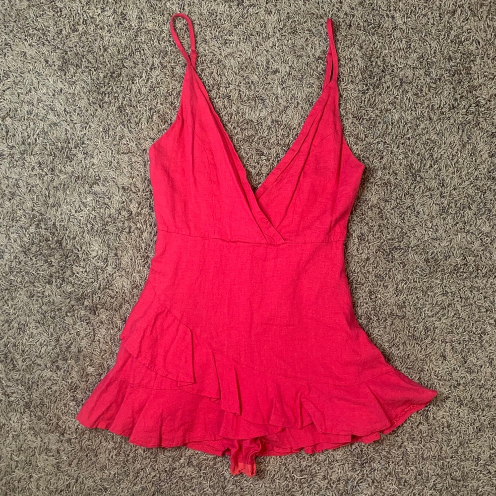 LATISTE BY AMY Women's Pink Ruffle Hem V Neck Spaghetti Strap Romper Size S